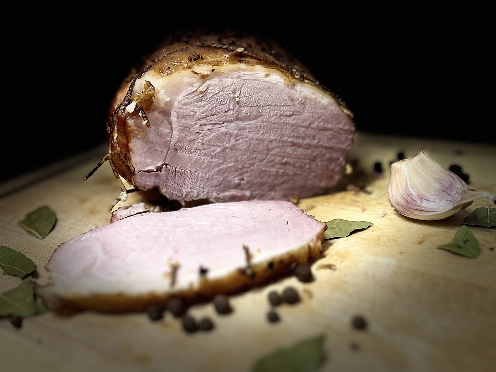 Szynka z tłuszczykiem PREMIUM z Zapola